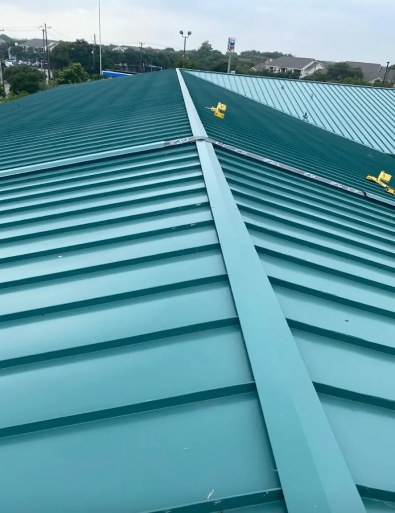 Green commercial metal roof ridge and valley for Metal Roof Repair in Apopka